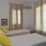 Aspro Villas Piso Livadi