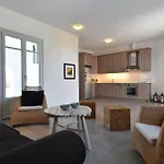 Vila Aspro Piso Livadi